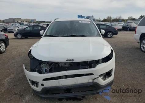2017 Jeep Compass Latitude z USA, uszkodzony, nr VIN 3C4NJDBB4HT672067